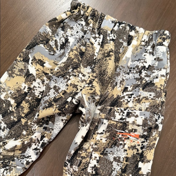 Youth Sitka Camouflage Pants - Picture 6 of 6